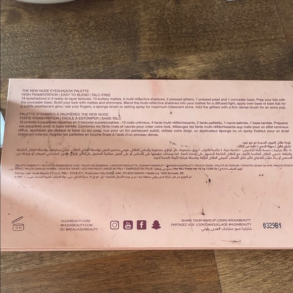 Makeup bundle - Picture 3 of 9